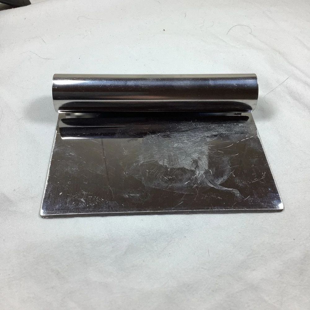 Wolfgang Puck Steel Dough Scraper Cutter